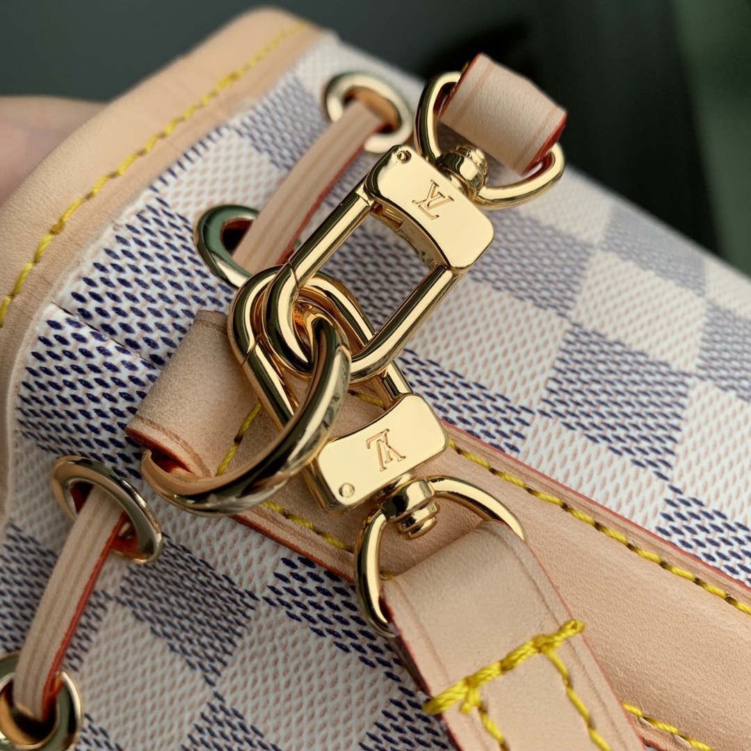 l0*is V*t0n nano noé-13*16*10cm