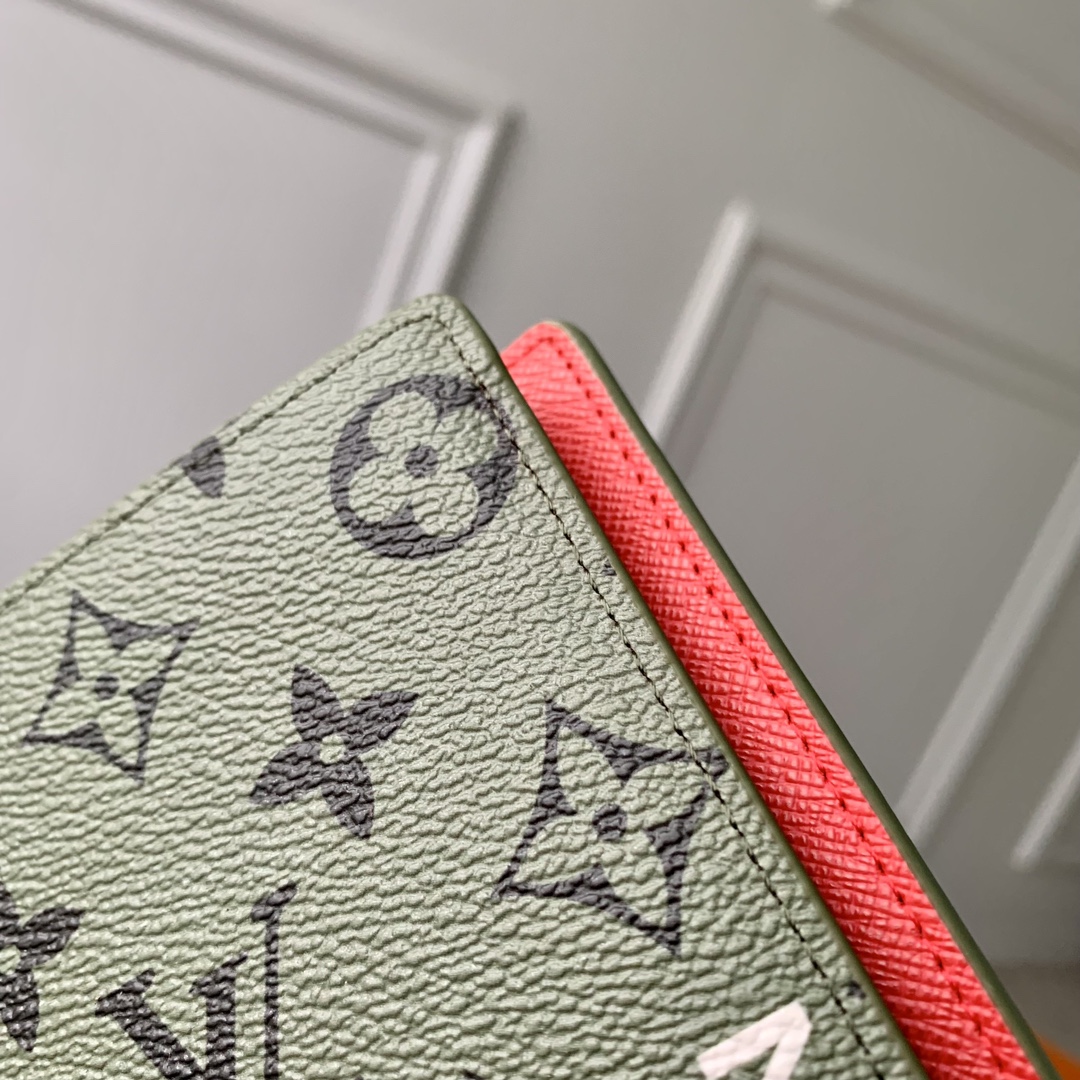 l0*is V*t0n wallet-10*19*2cm