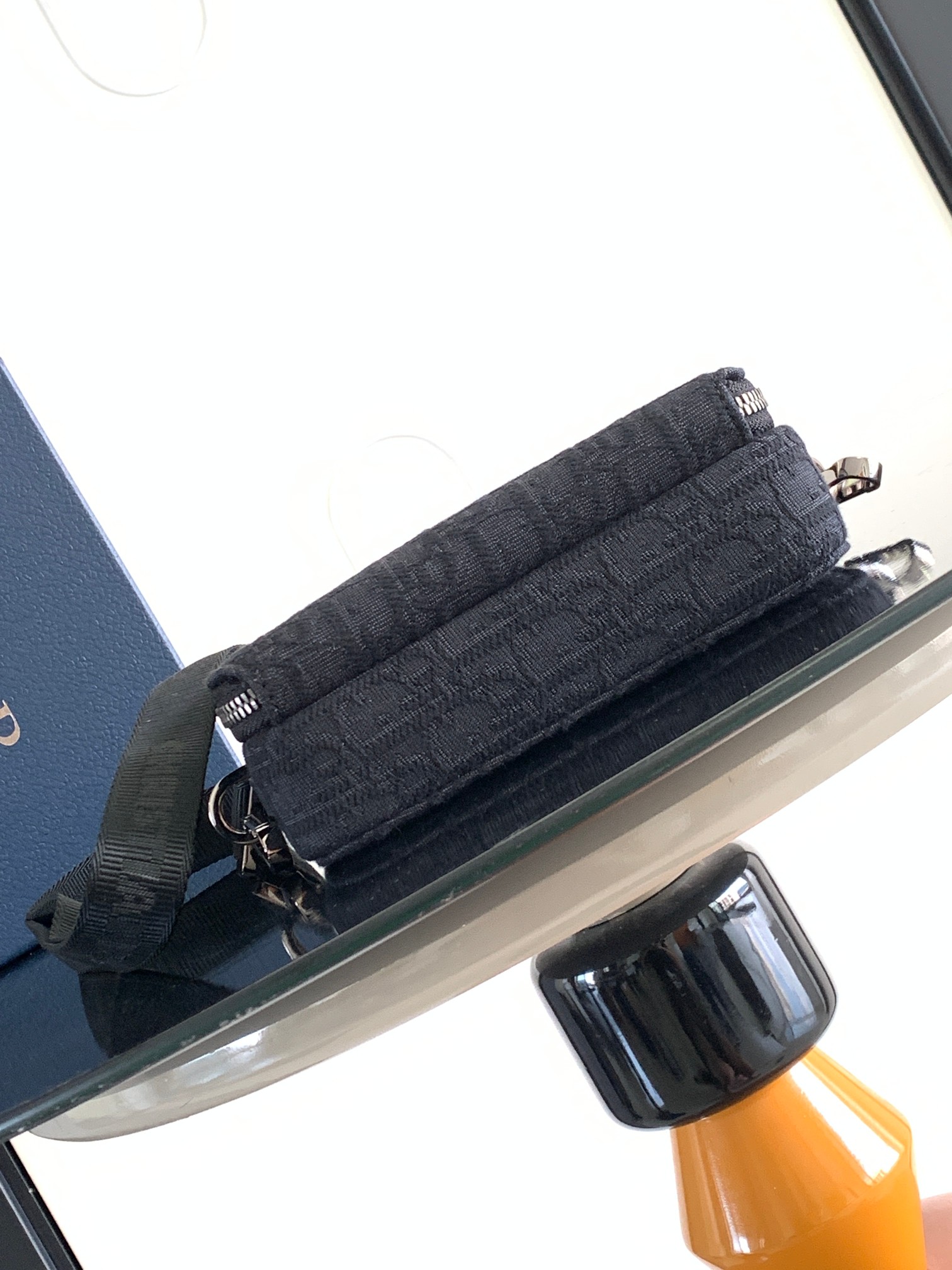 D*or essentials bag-17*12.5cm