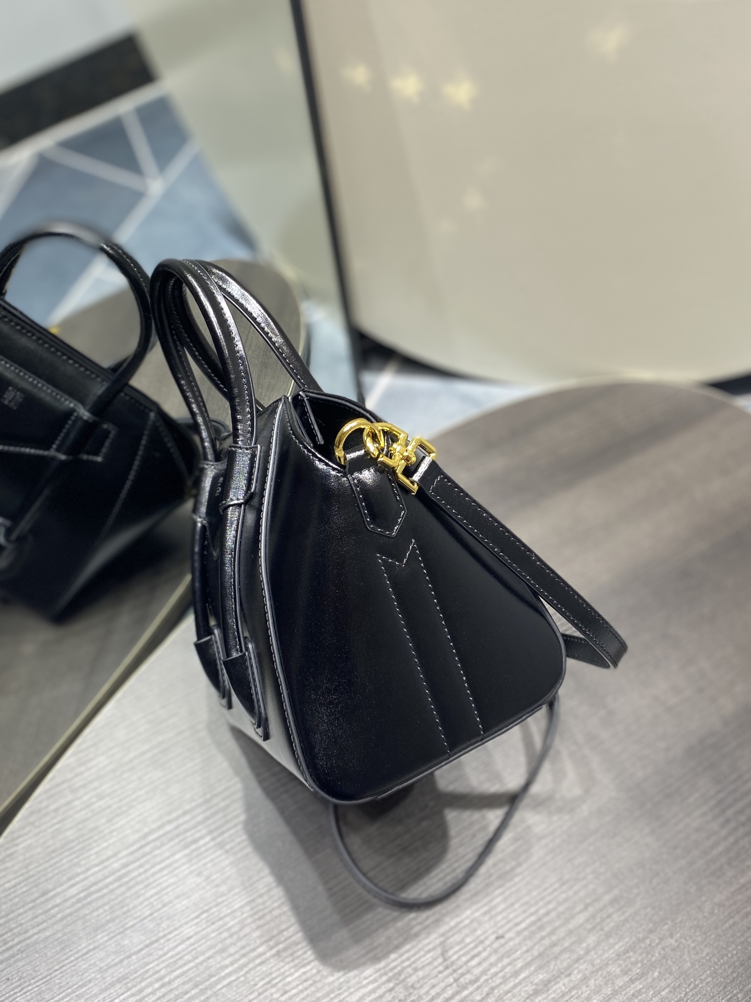 Givenchy Antigona Tote-22*20*13CM