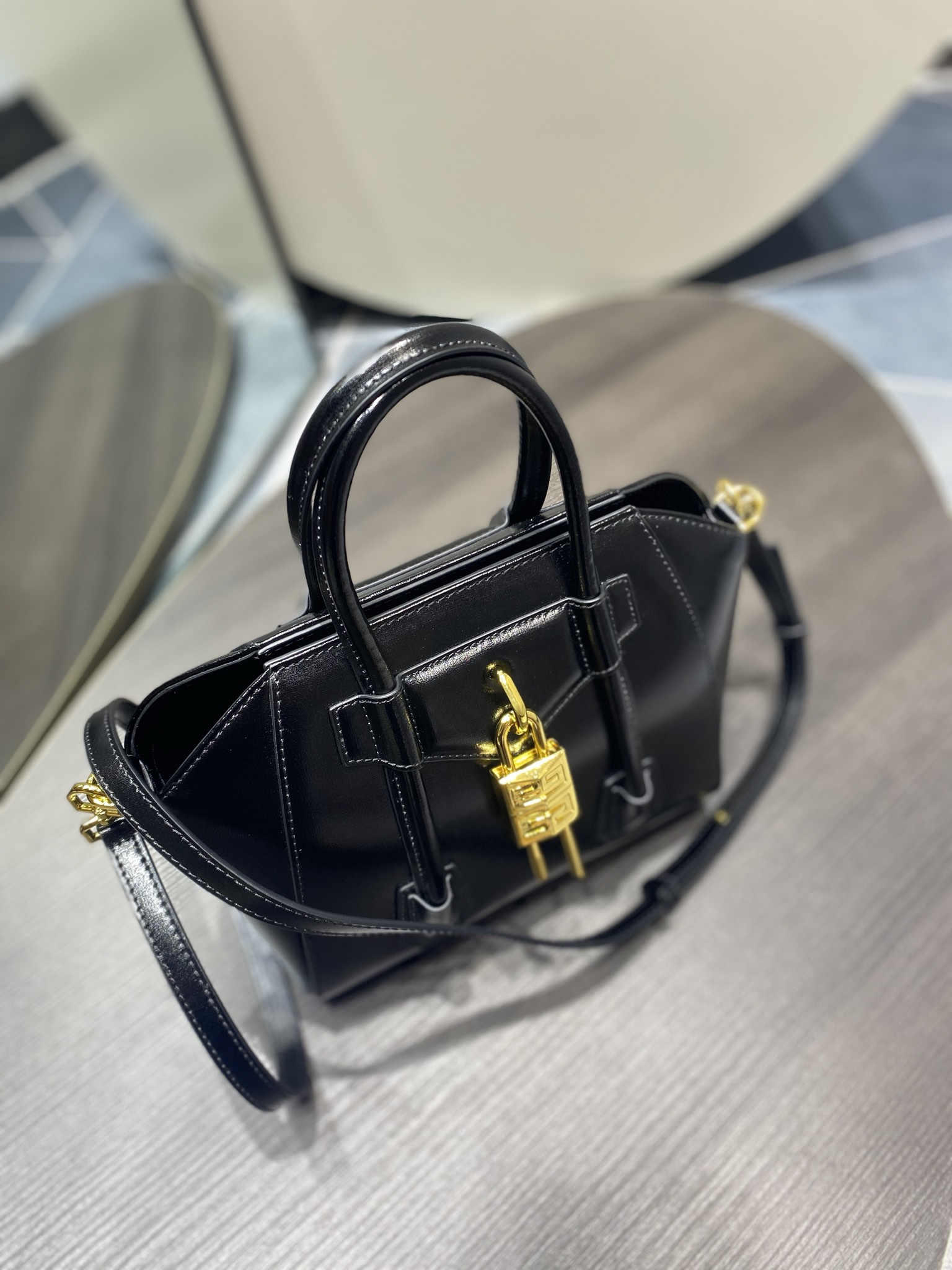 Givenchy Antigona Tote-22*20*13CM