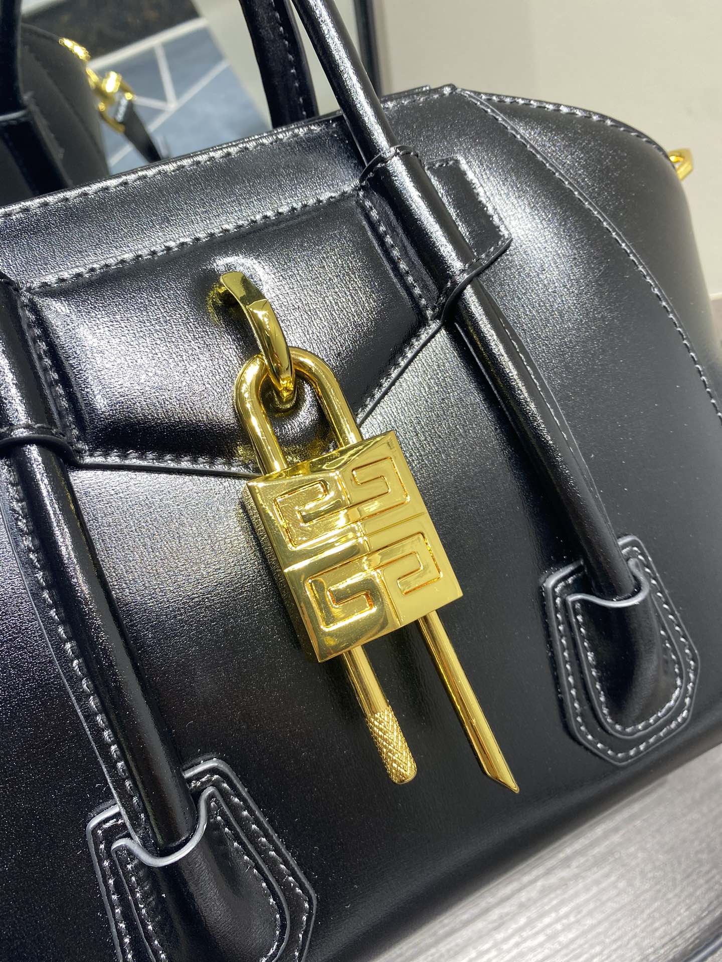 Givenchy Antigona Tote-22*20*13CM