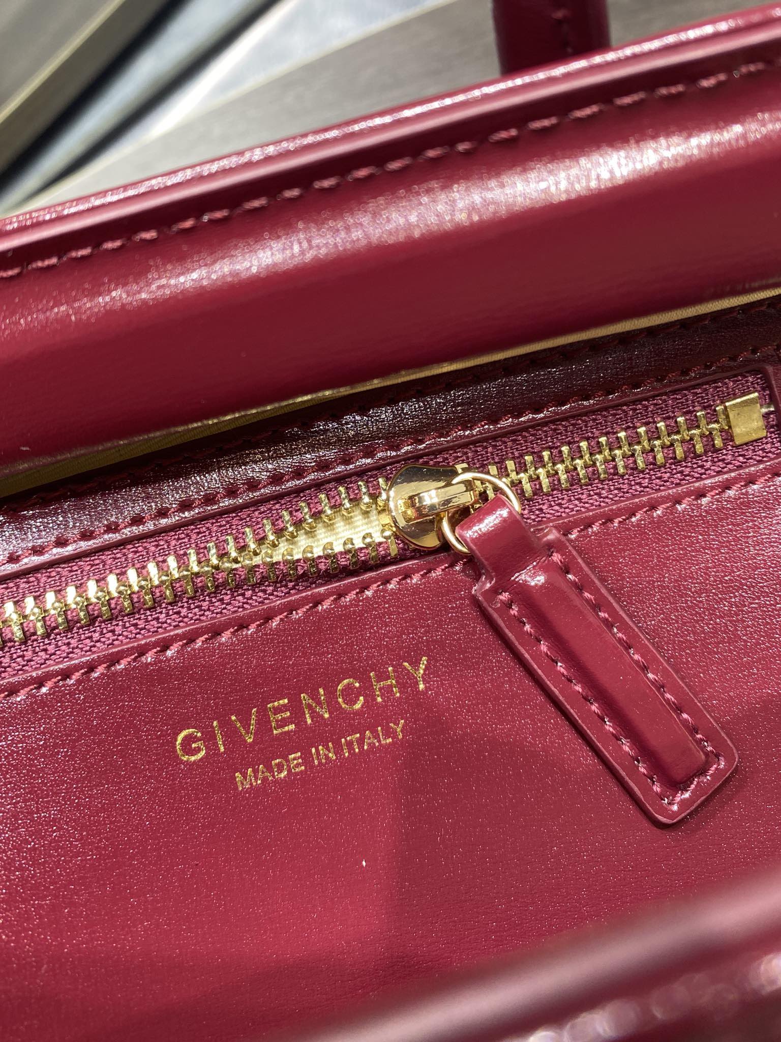 Givenchy Antigona Tote-22*20*13CM