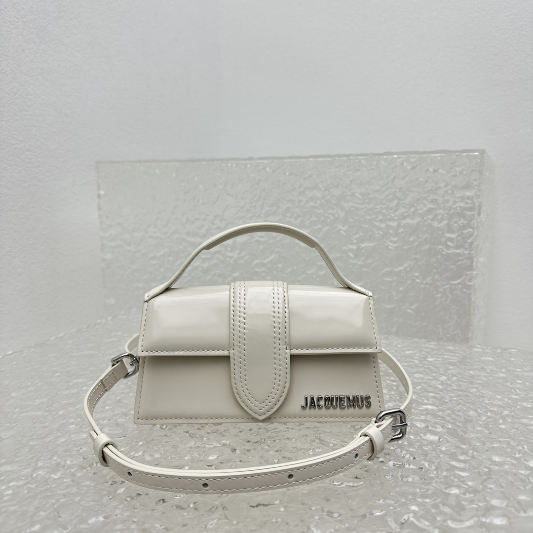 Jacquemus Small Bamnino Bag-18x6x7CM