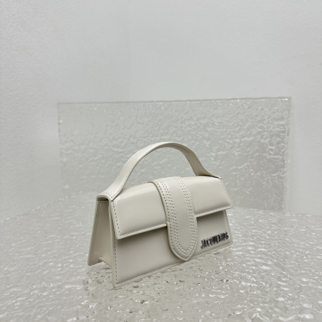 Jacquemus Small Bamnino Bag-18x6x7CM