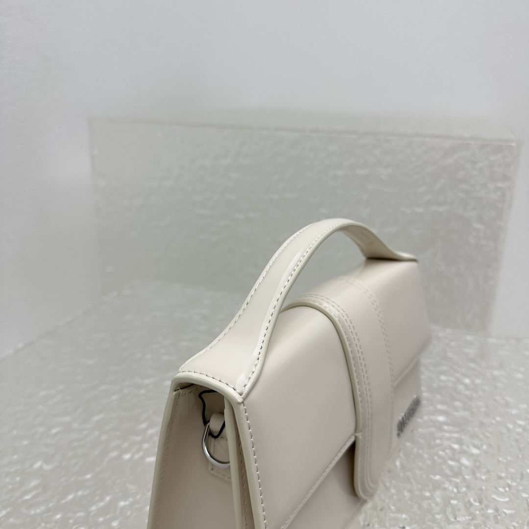 Jacquemus Large Bamnino Bag-24x13x7CM