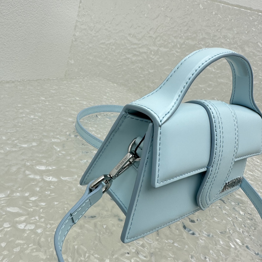 Jacquemus Small Bamnino Bag-18x6x7CM