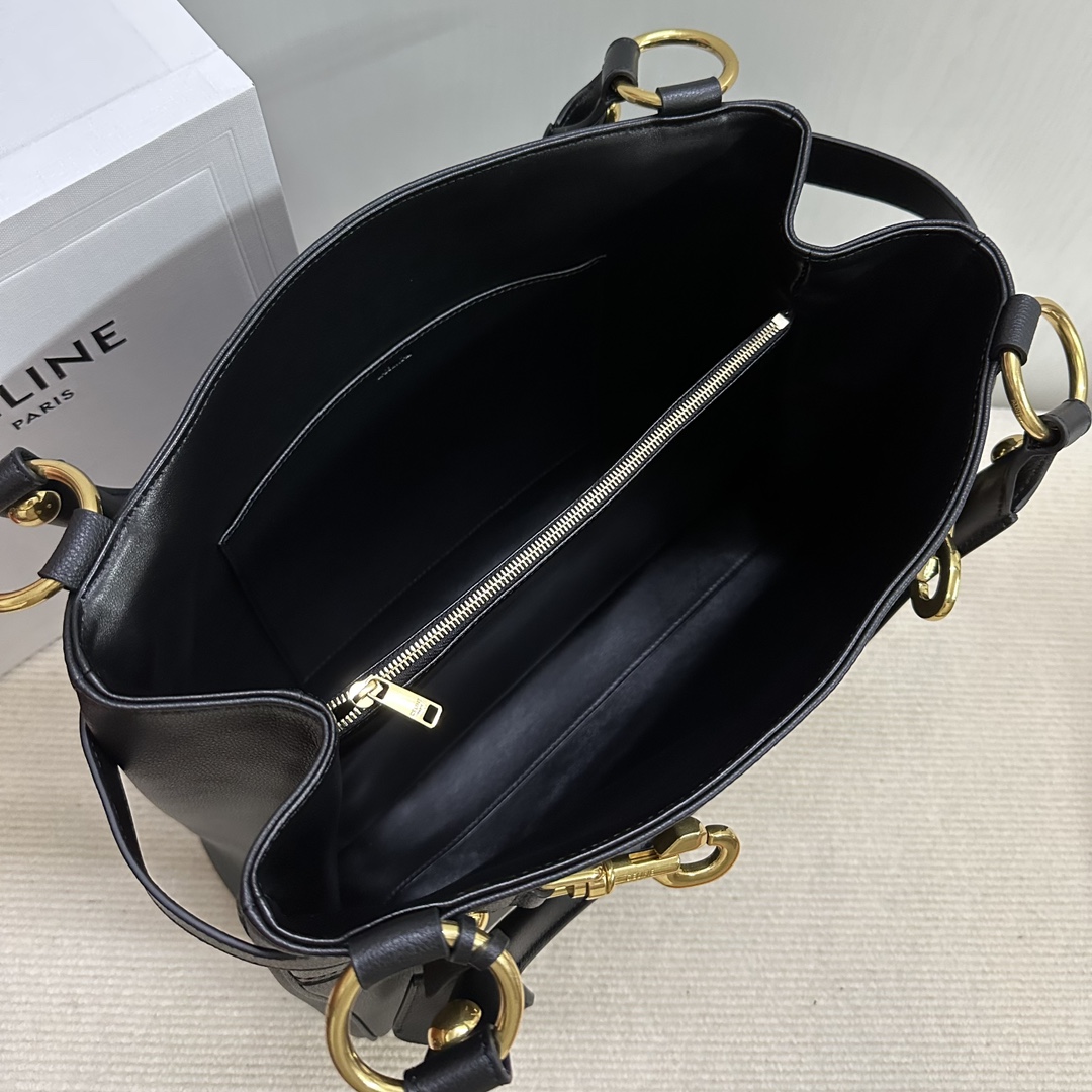 Ce**e tote-36.5 x 28.5 x 10cm