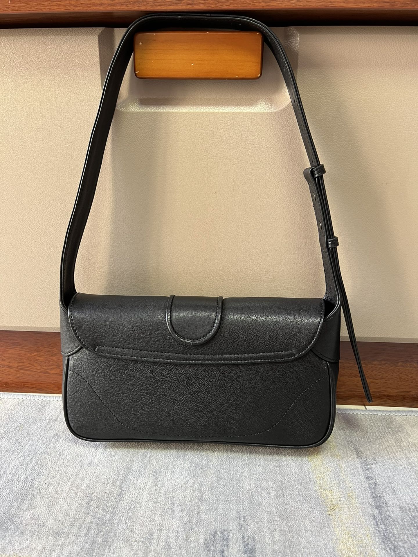 G*u*i gg aphrodite bag-27x 14x 5cm