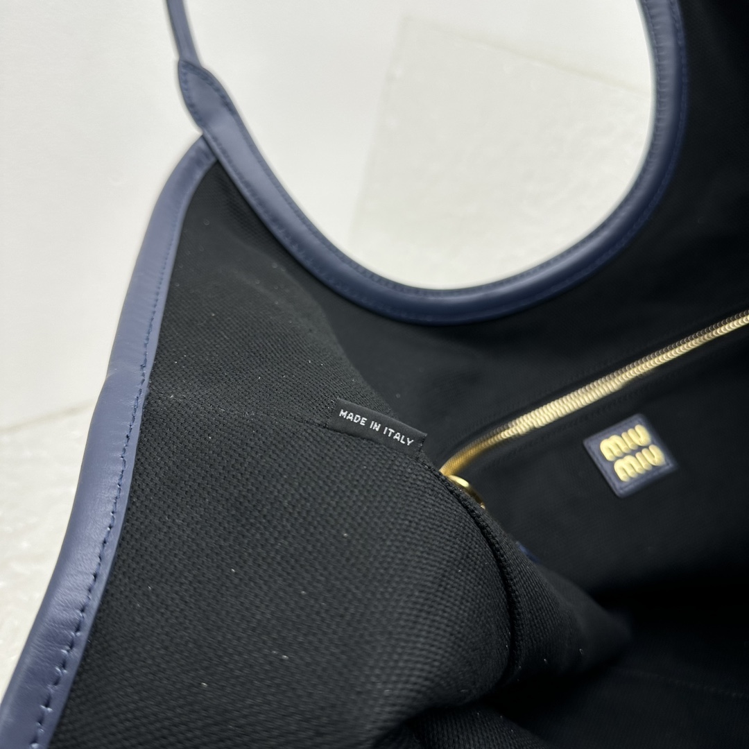 M*um*u tote-38*17*30cm