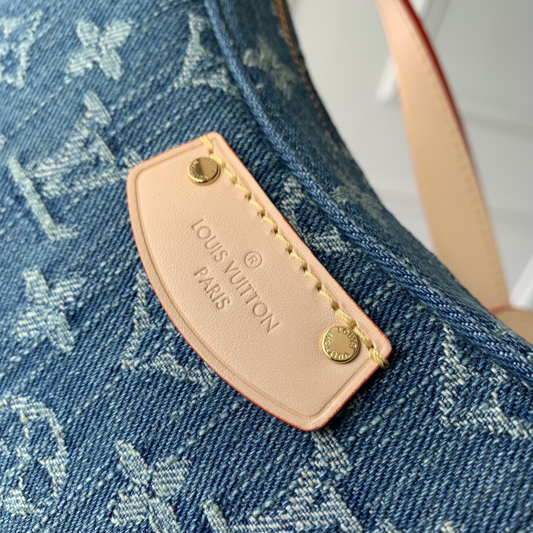 l0*is V*t0n croissant mm-21 x 7 x 5cm