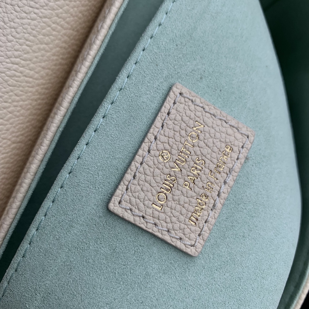 l0*is V*t0n favorite m46393-24 x 14 x 9cm