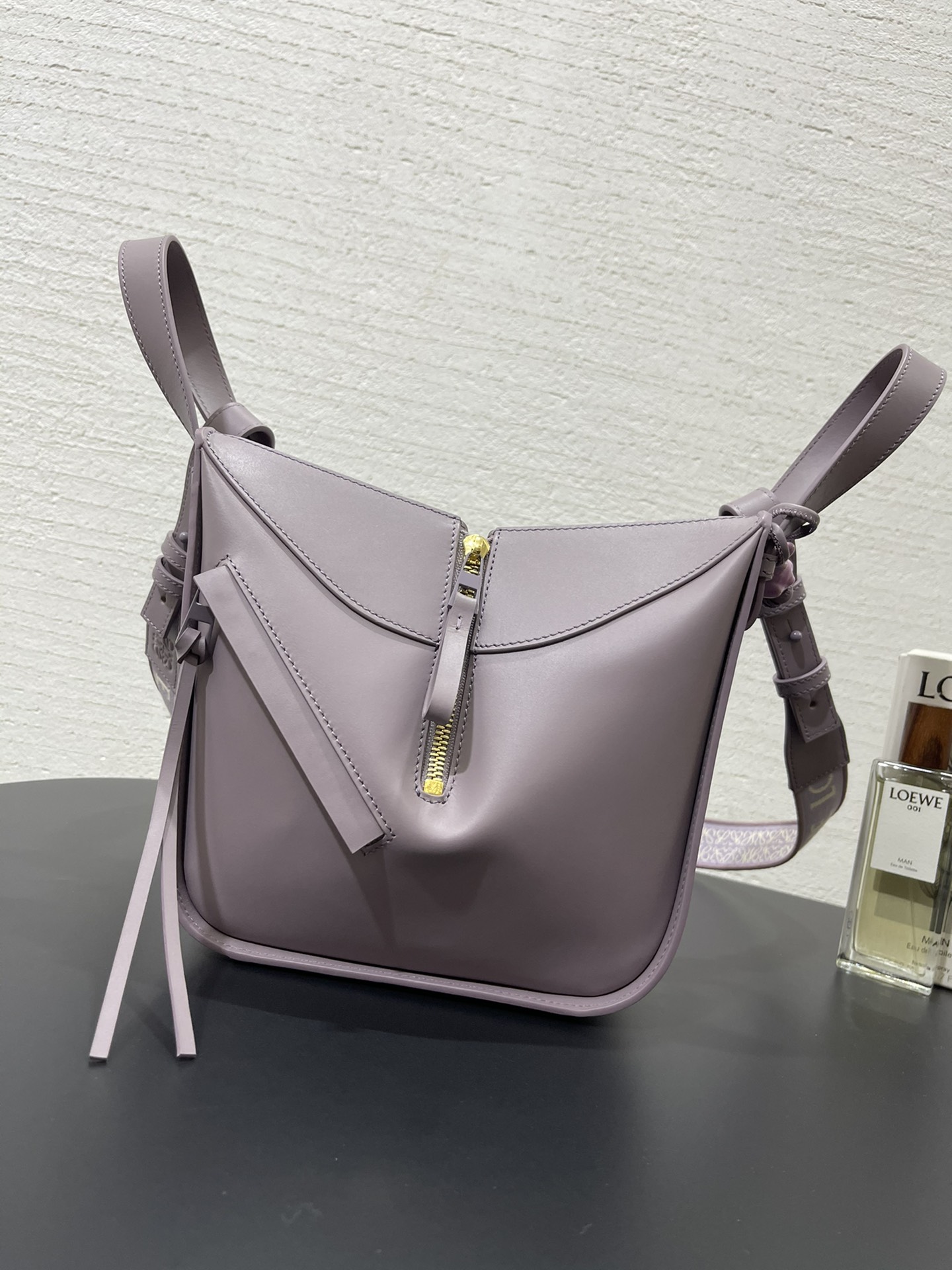 L0ew* hammock bag-20.8*19.5*14.5cm