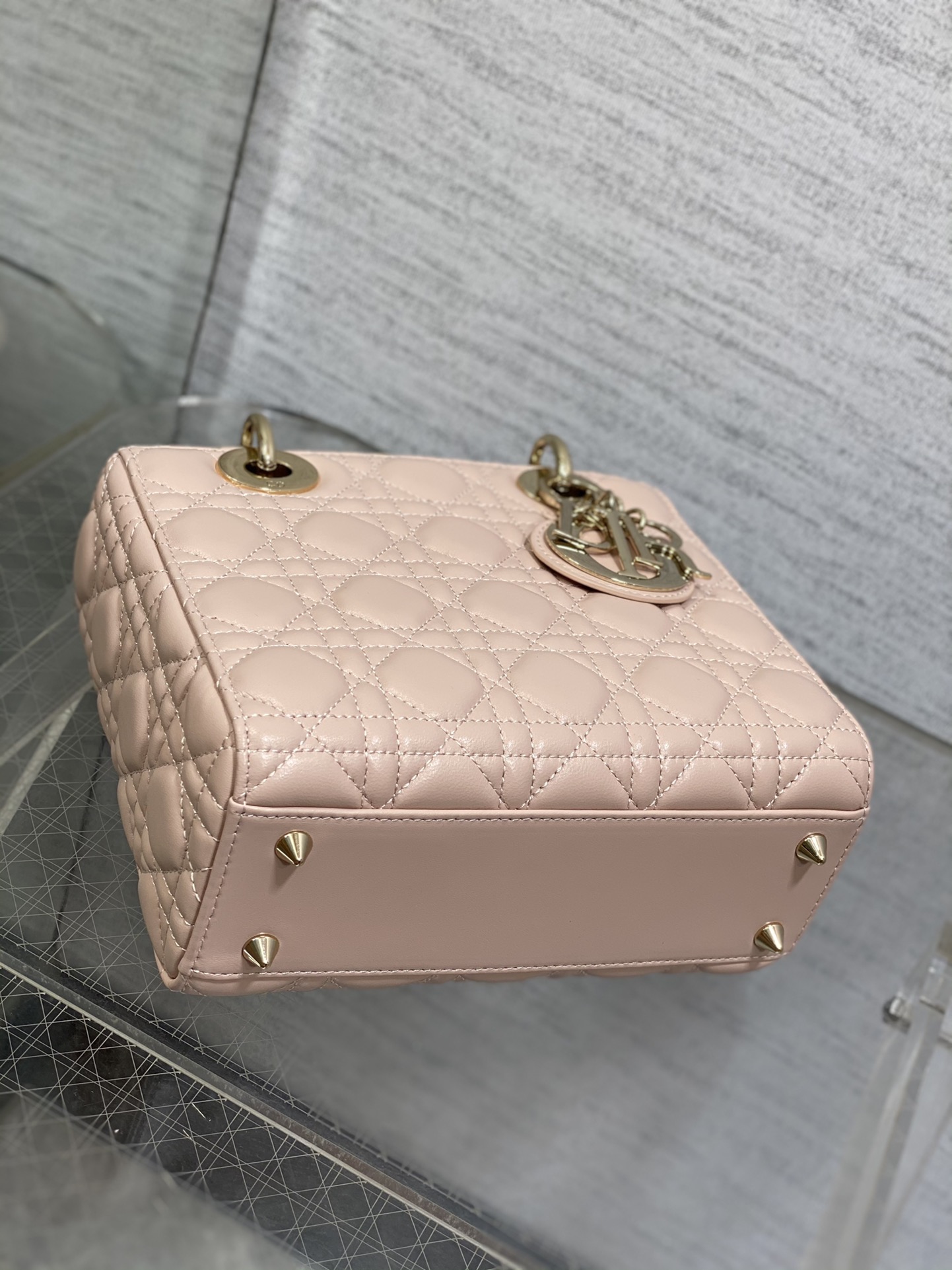 lady D*or bag-gold hardware-20*16.5*8cm