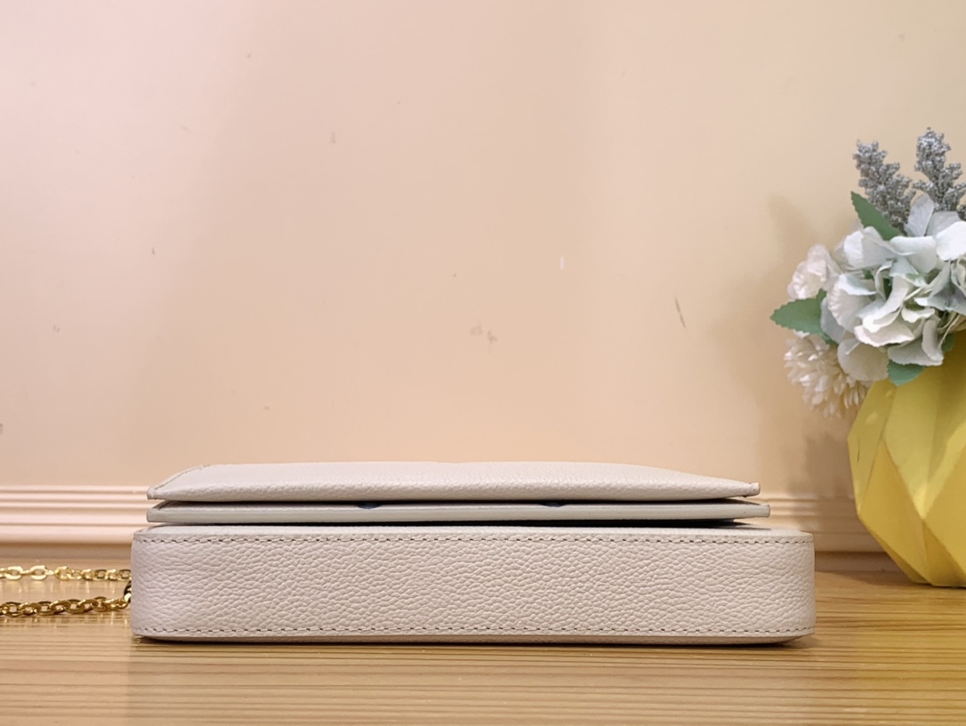 l0*is V*t0n pochette félicie wallet -21*12*3cm