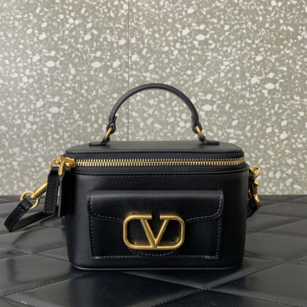 Valentino Alentino Garavani Box Bag-16.5*10*7.5CM