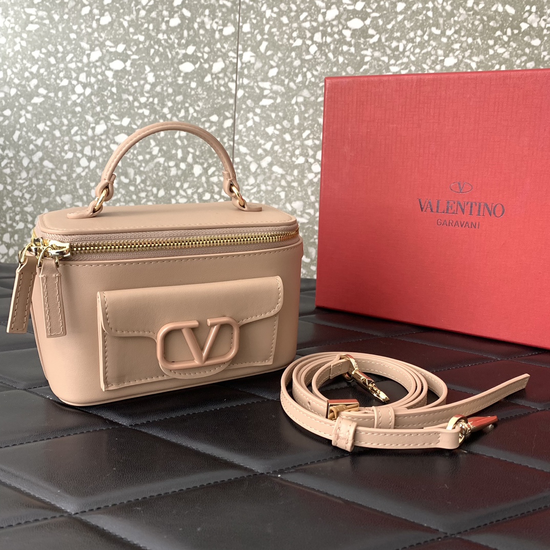 Valentino Alentino Garavani Box Bag-16.5*10*7.5CM