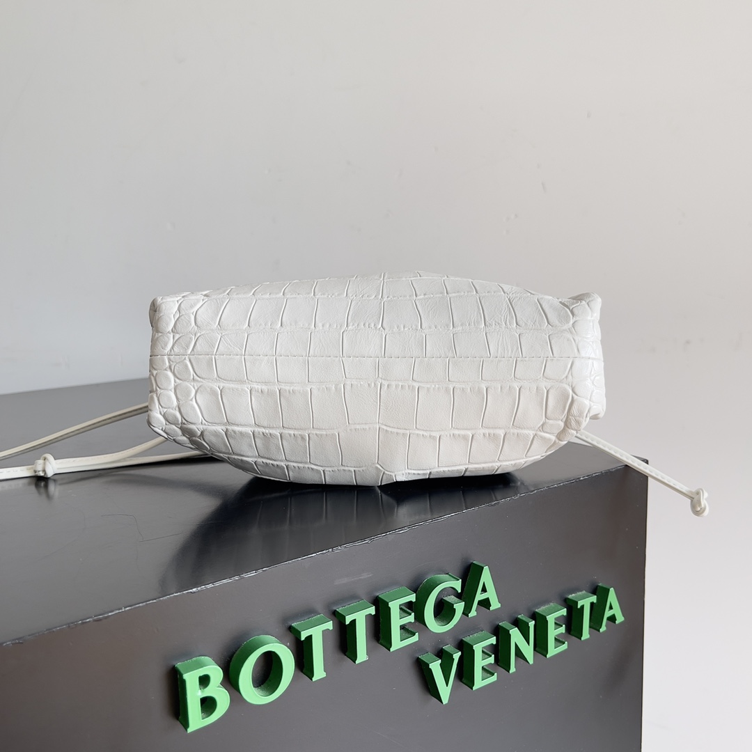 bo*te*ga Ve*ne*ta the pouch bag-23*15*5cm