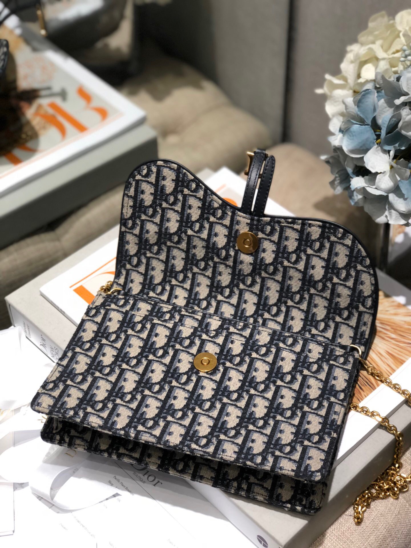 D*or wallet on chain-22cm