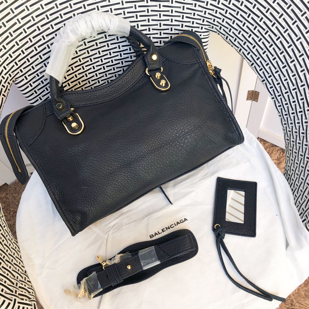 Ba*len*cia*ga graffiti classic city