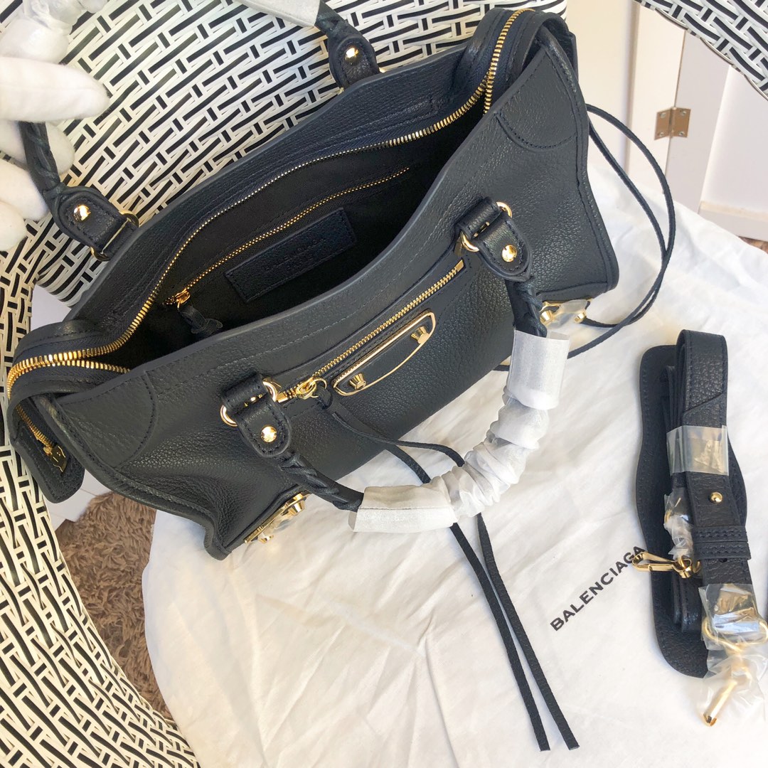 Ba*len*cia*ga graffiti classic city