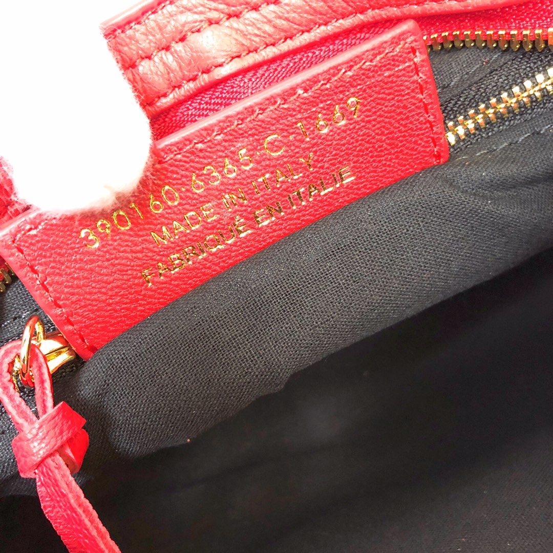 Ba*len*cia*ga graffiti classic city