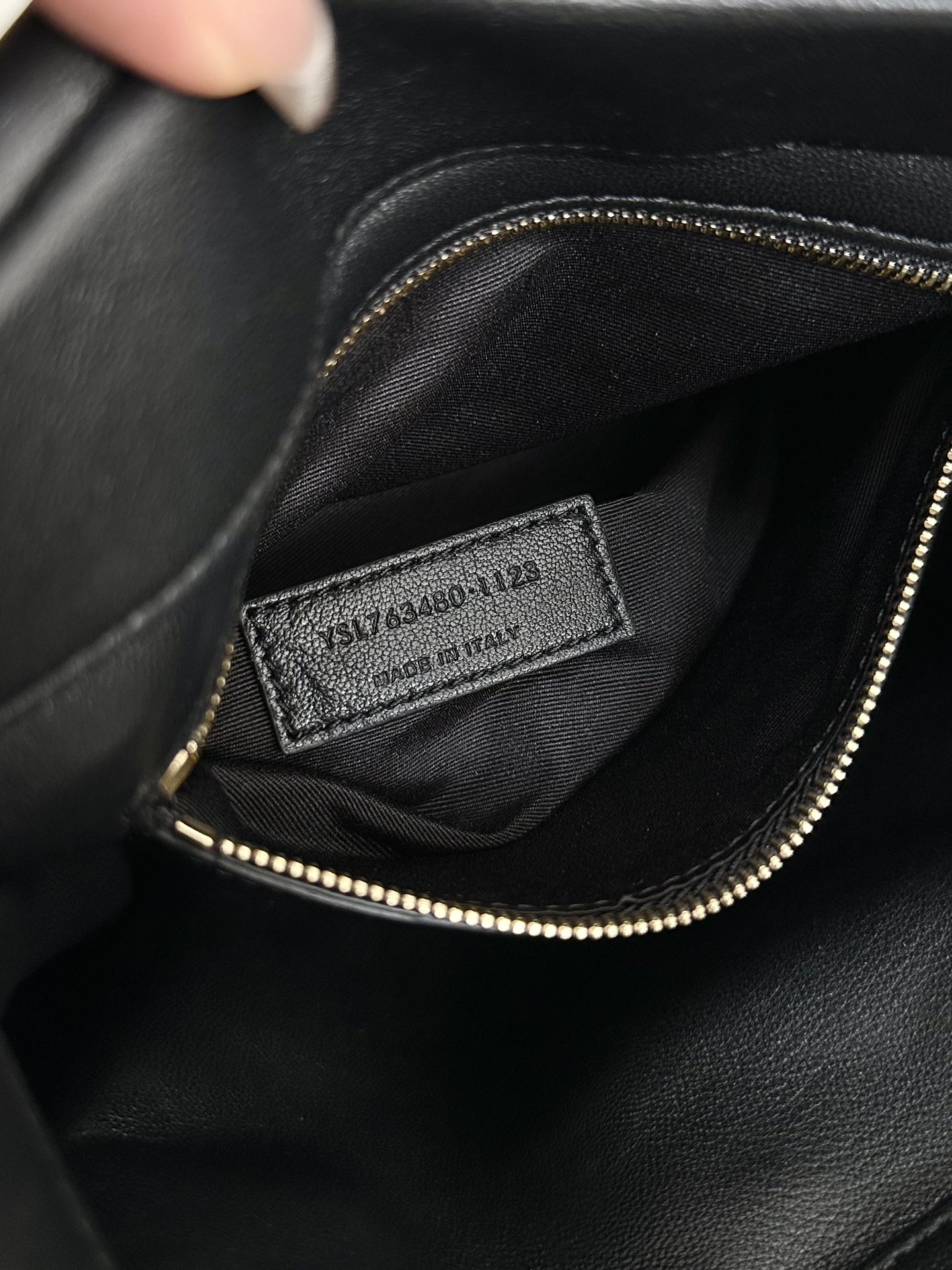 Y*L hobo bag-23×22×8.5cm