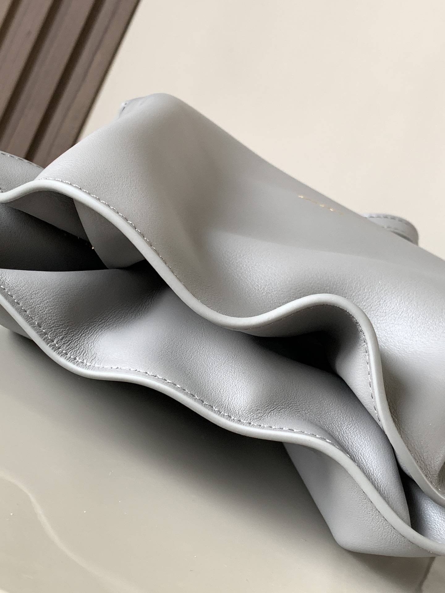 L0ew* flamenco-22.5*18*9cm