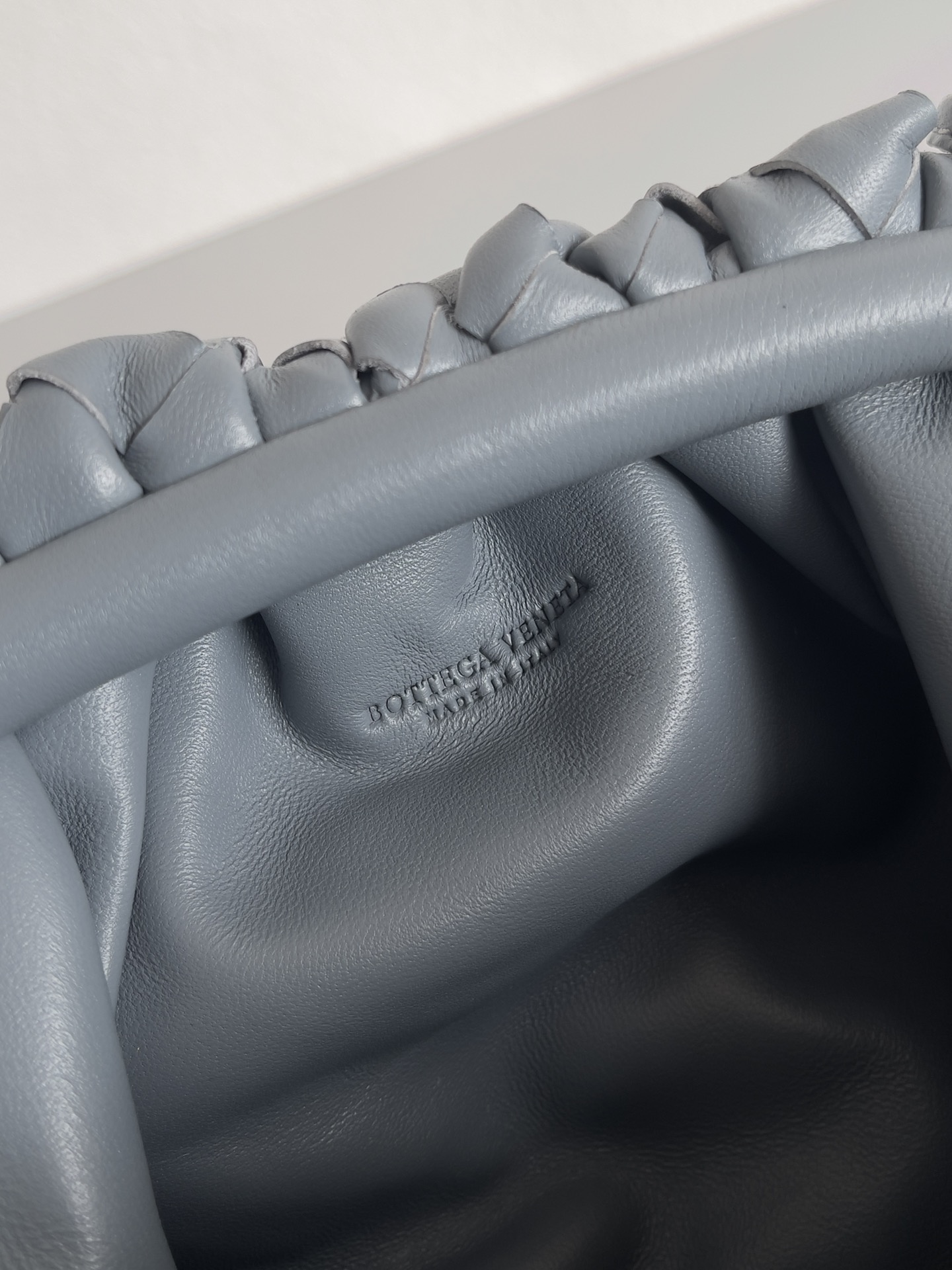 bo*te*ga Ve*ne*ta the pouch bag-22*9cm