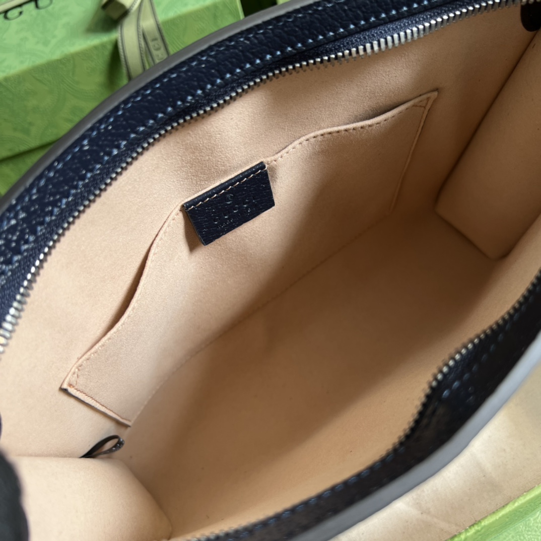 g*u*i gg S*p*e pouch- 26*20*5.6cm