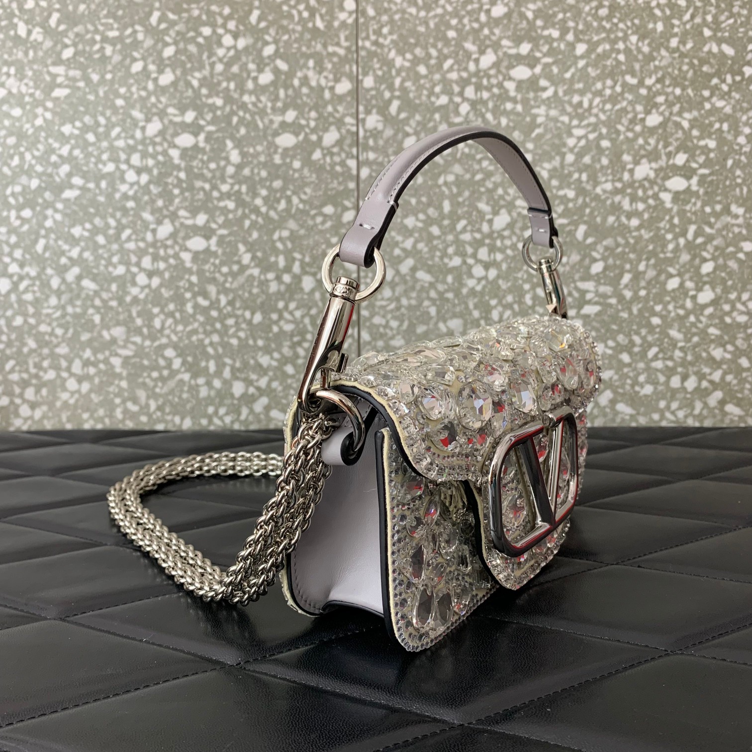Valentino Garavani Mini Loco Bag-20*11*5CM