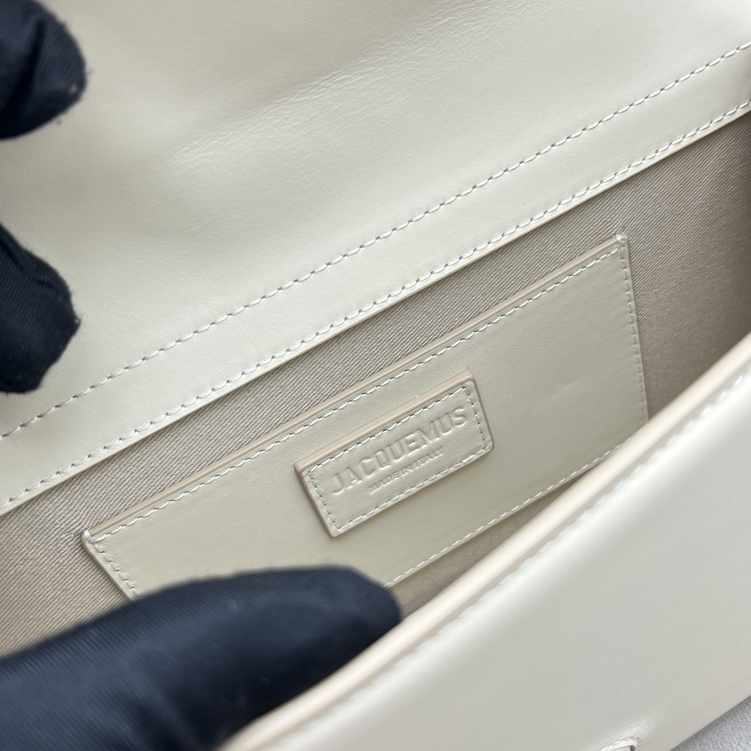 Jacquemus Large Bamnino Bag-24x13x7CM