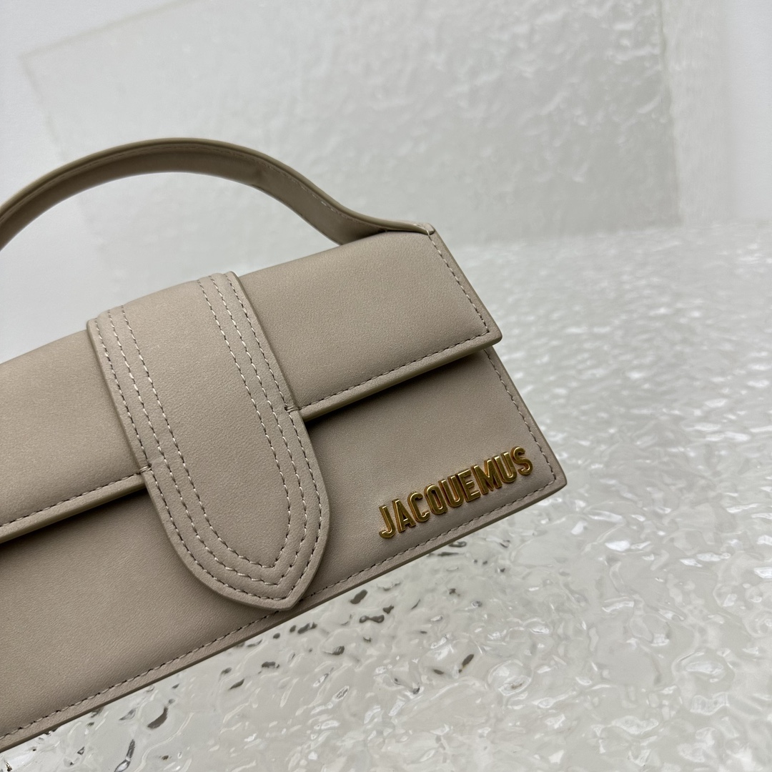 Jacquemus Small Bamnino Bag-18x6x7CM