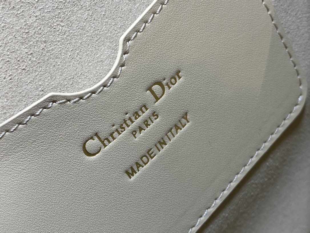 Di0r 30 Bobby Bag-22*17*6CM