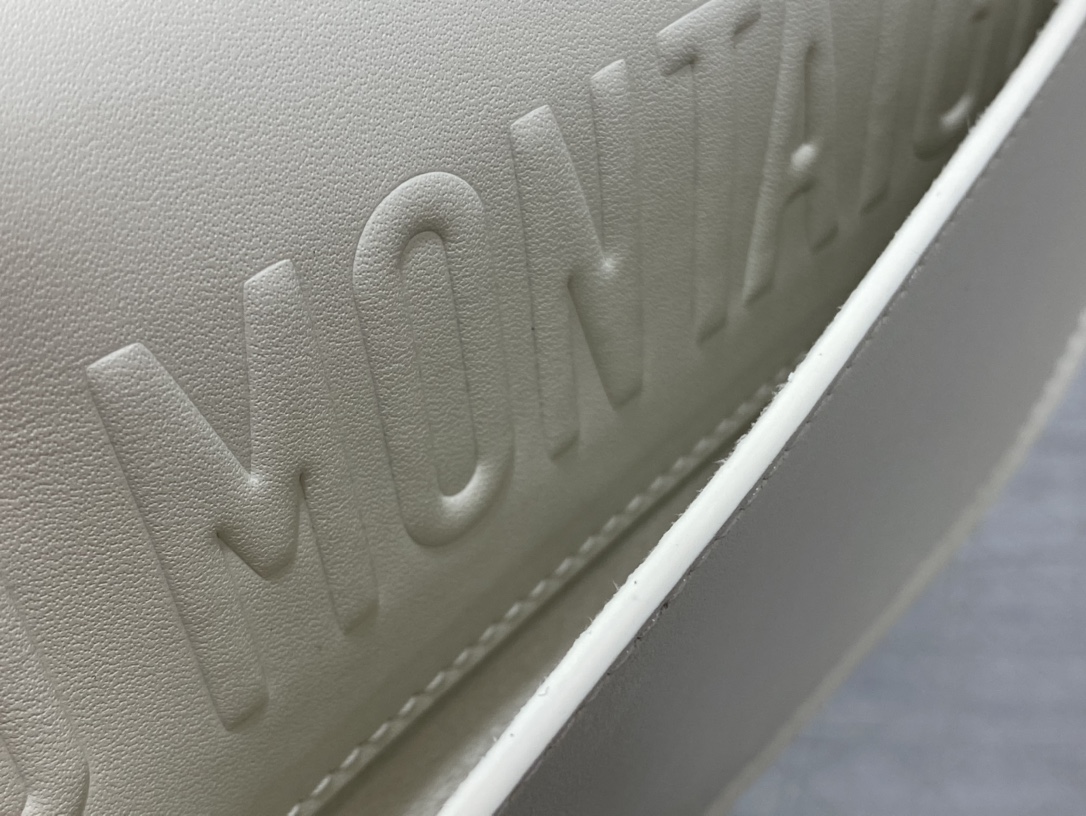 Di0r 30 Bobby Bag-21*5*12CM