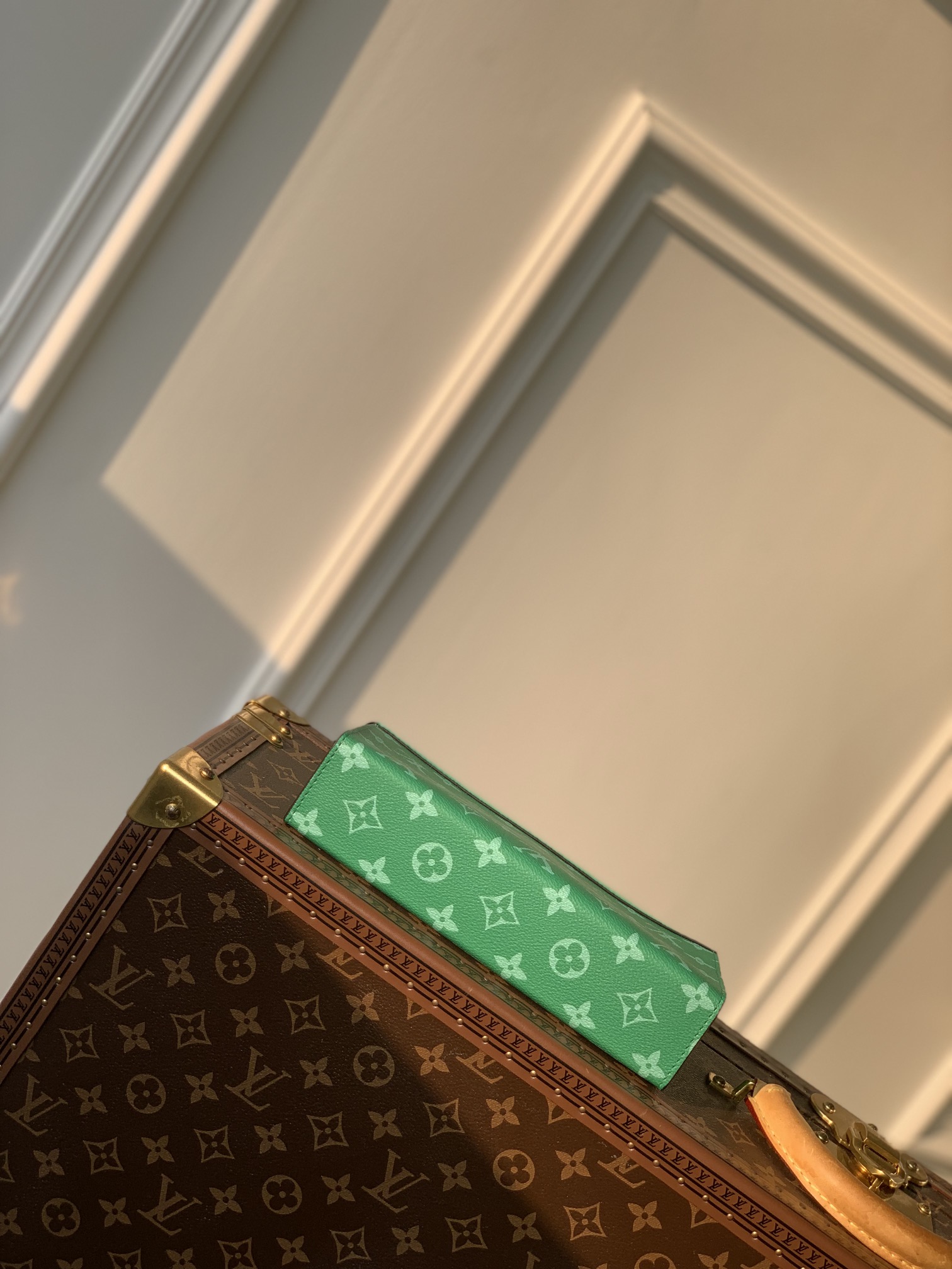 l0*is V*t0n alpha wearable bag-m22481-18.5 x 11.0 x 6.5cm