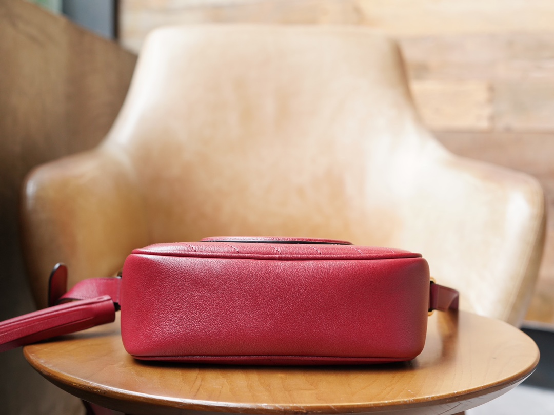 G*u*i blondie shoulder bag-21*15.5*5cm