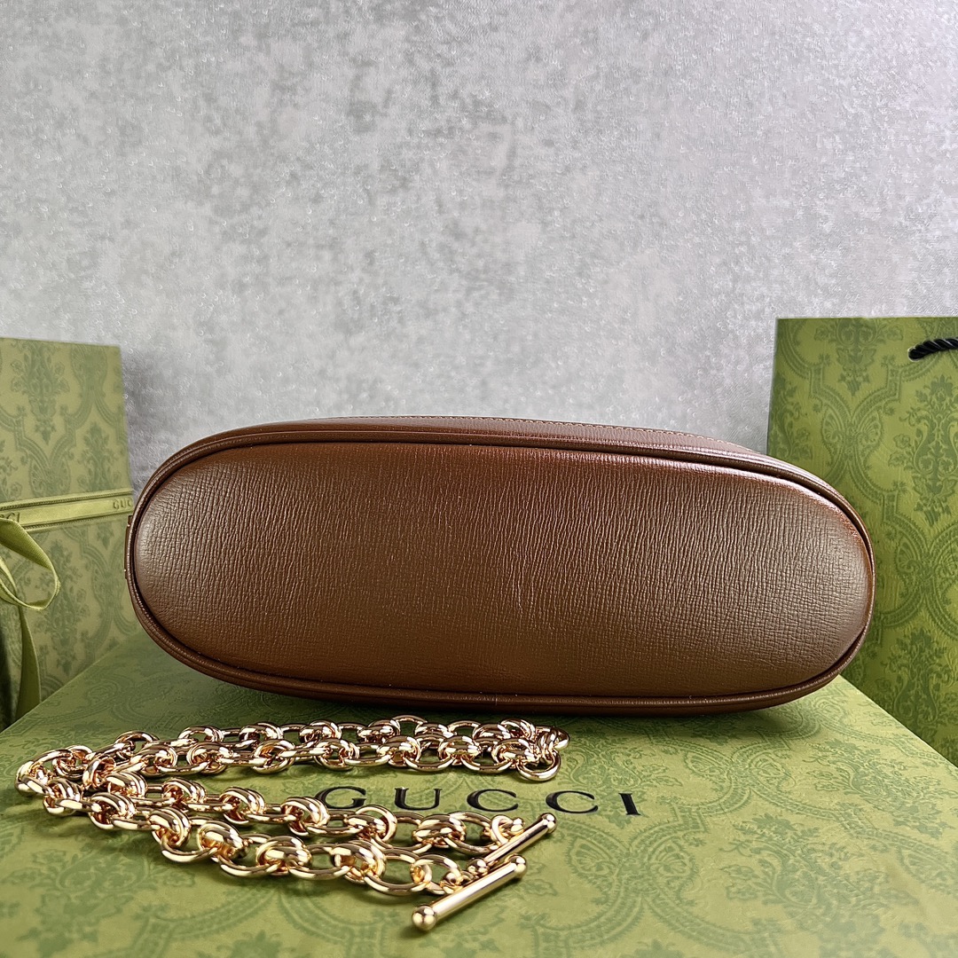 g*u*i retro gg S*p*e bucket-24.5*20*8cm