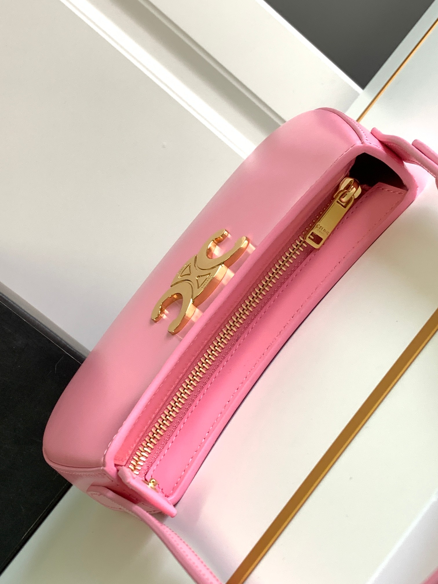 Ce**e tilly hobo bag-22 x 13.5 x 4cm