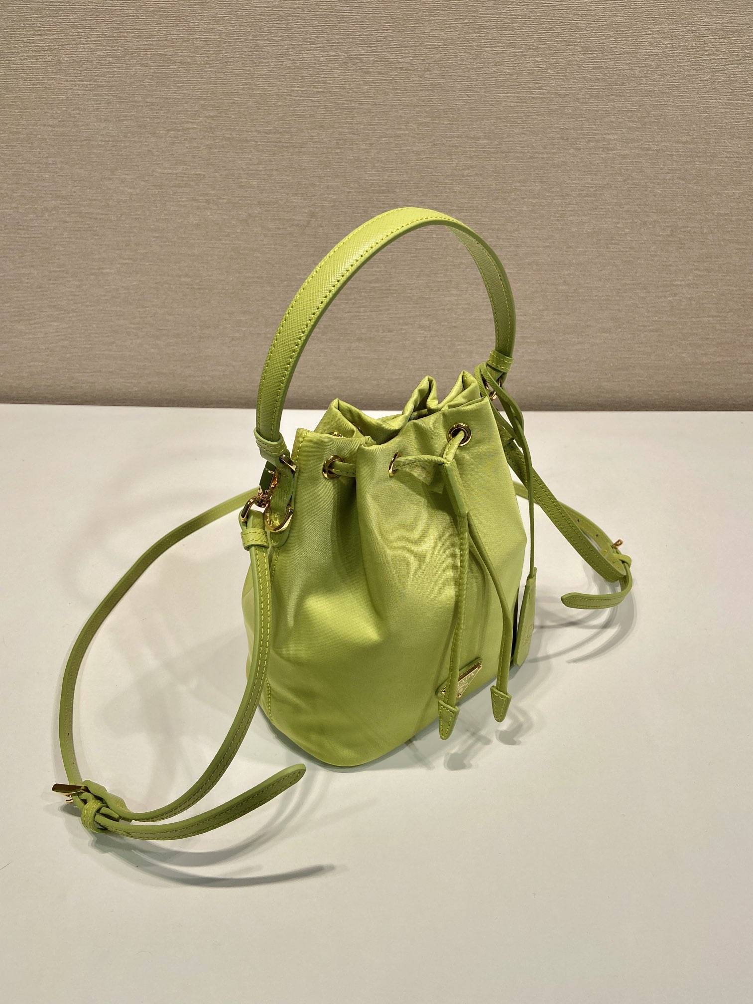 Pra*a 1be067 bucket bag-15.5*19.5*10cm