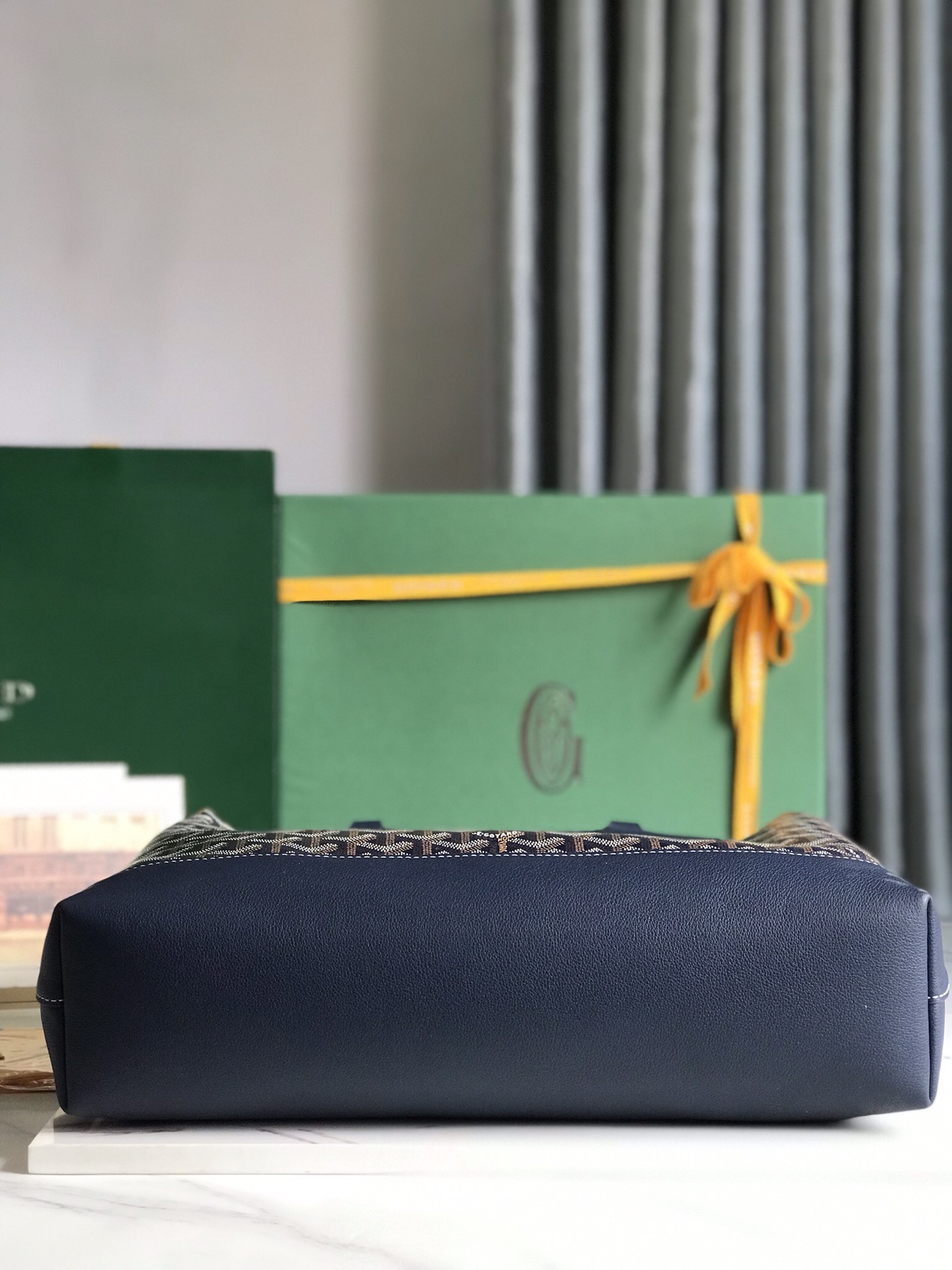 Go*ard cisalpin messenger bag-39*29*9cm