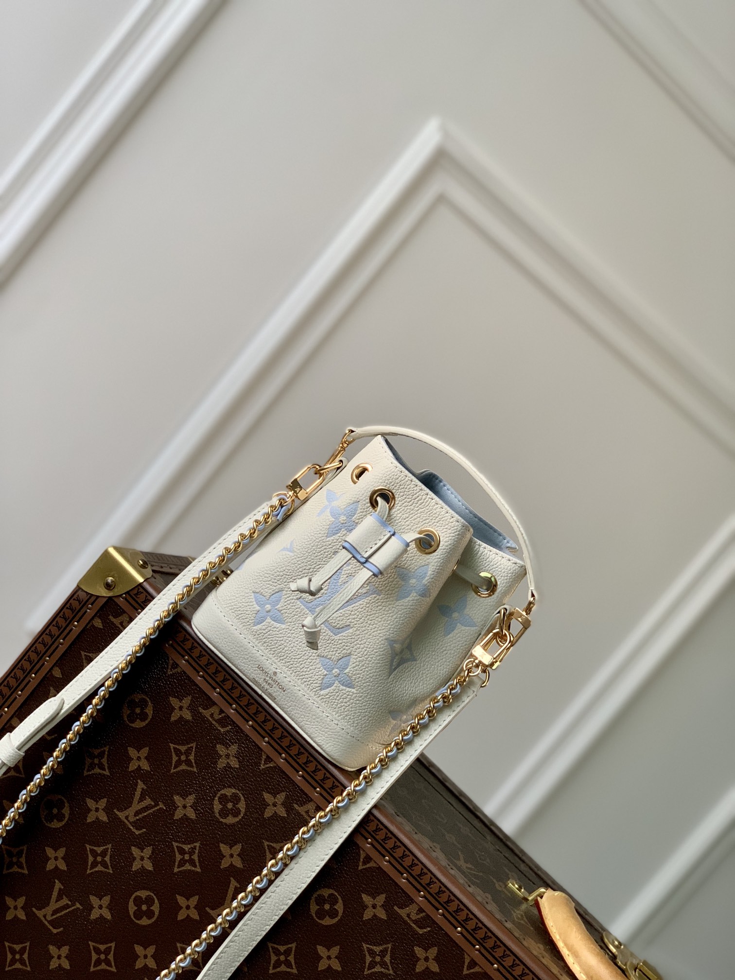 l0*is V*t0n nano noé-13*16*10cm