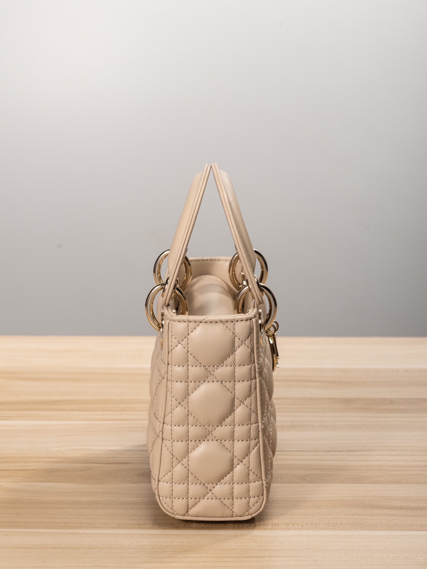 lady D*or mini-17*15*8cm