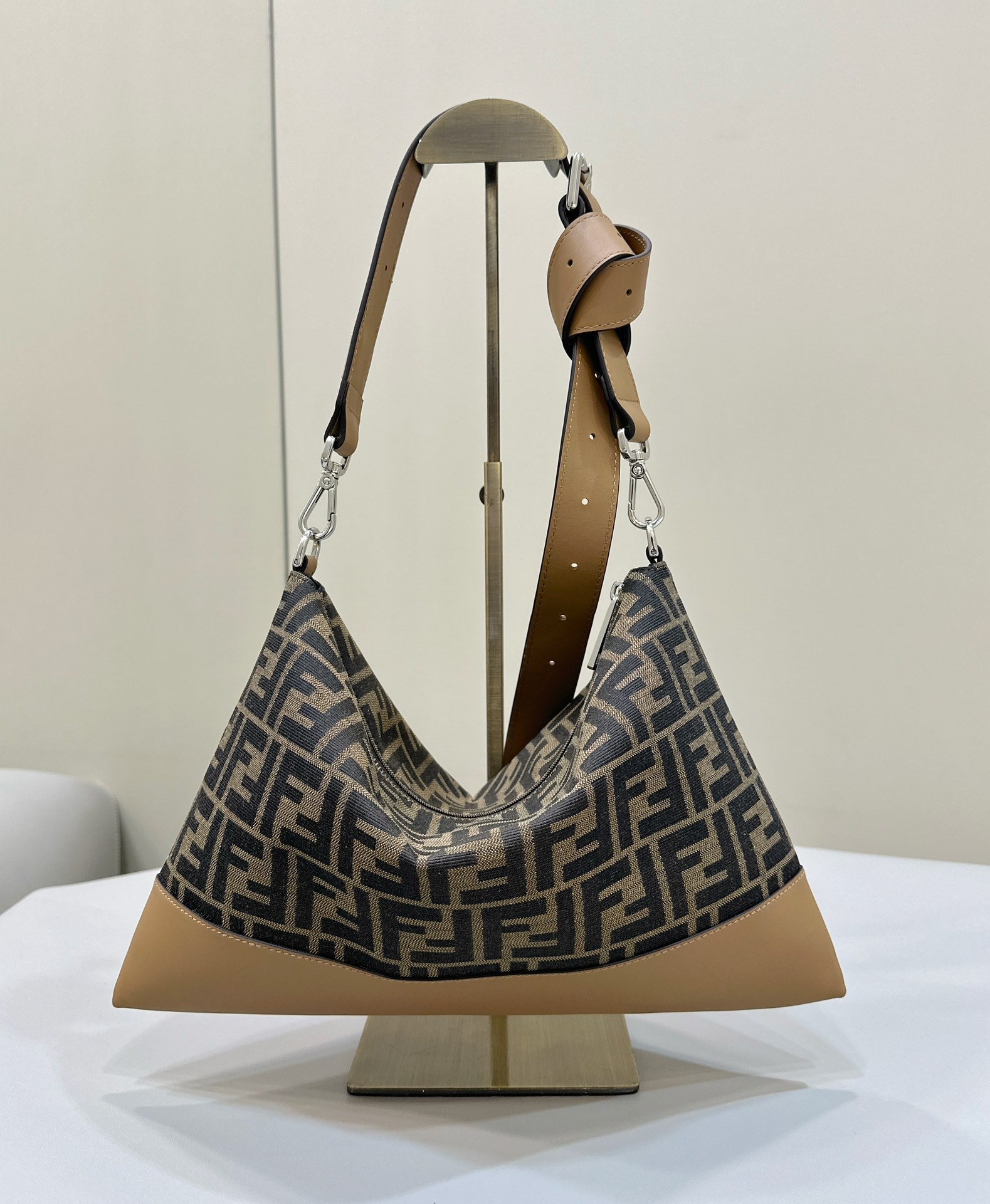 F**di baguette bag-33.5x23cm