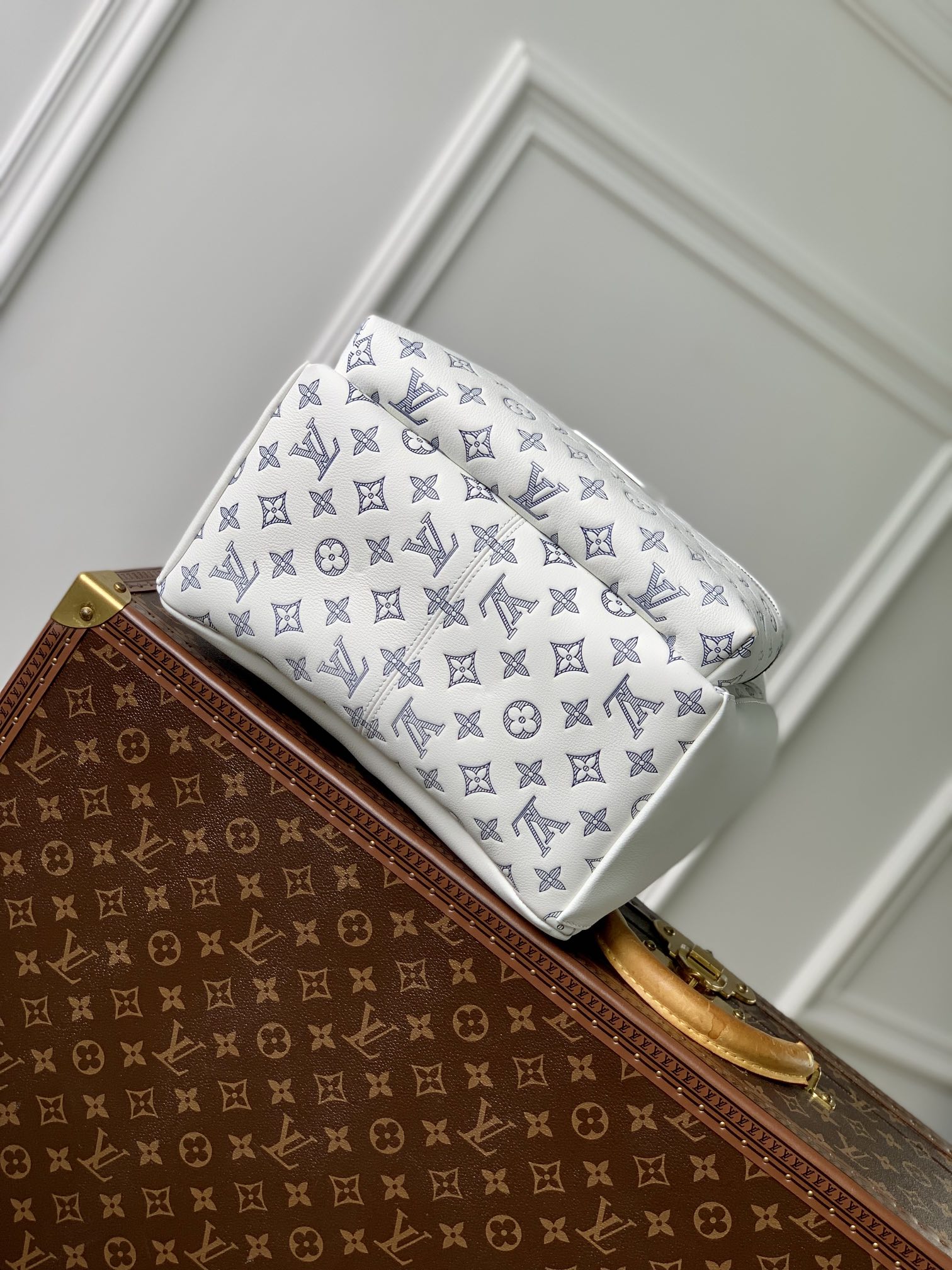 l0*is V*t0n discovery backpsck-m31033-29*38*20cm