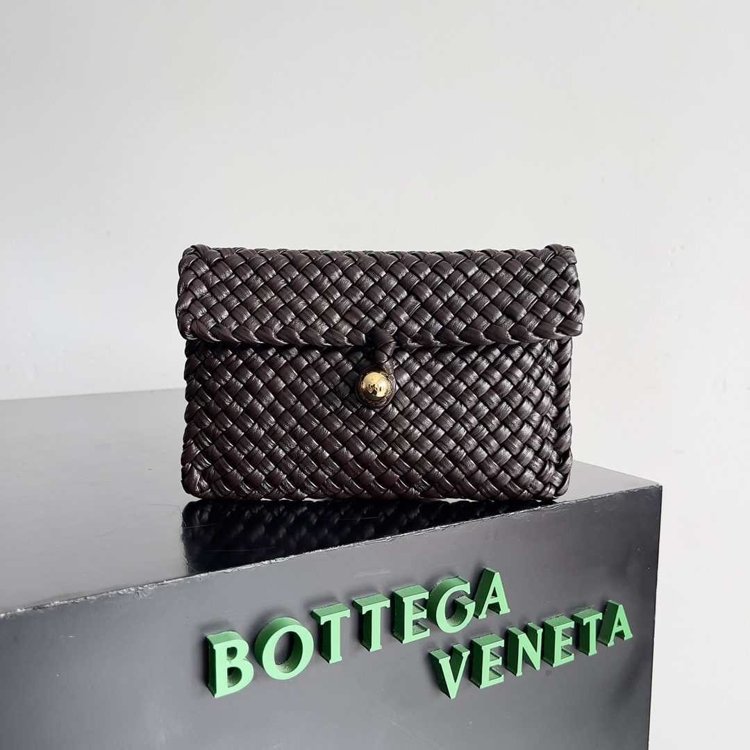 bo*te*ga Ve*ne*ta pouch bag-19*12.5*1cm