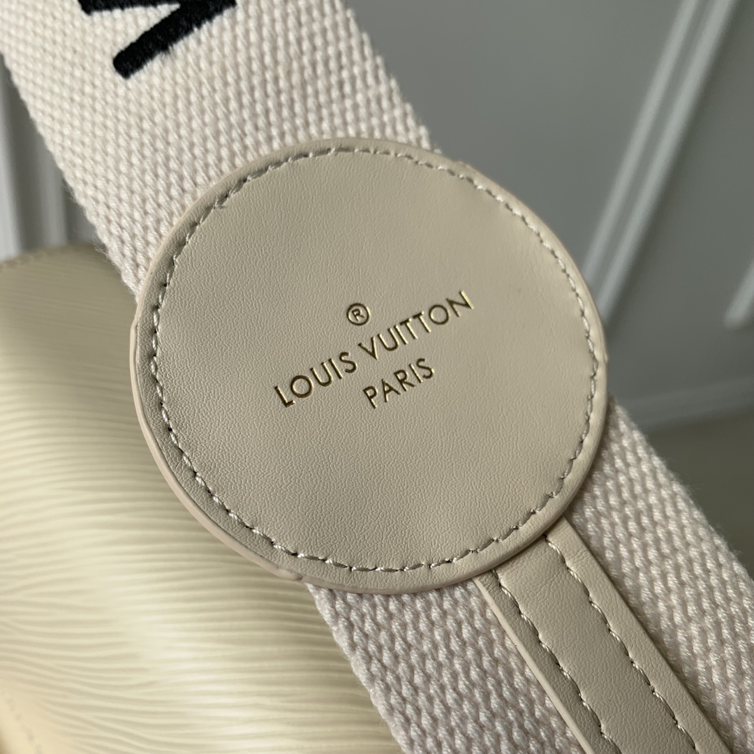 l0*is V*t0n twist mm-m21040-23 x 17 x 9.5cm