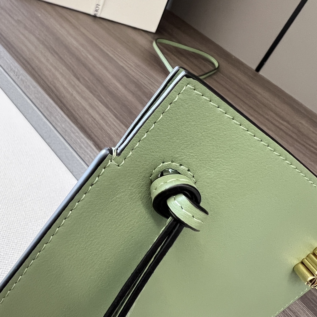 L0ew* dice pocket-21*15*5cm