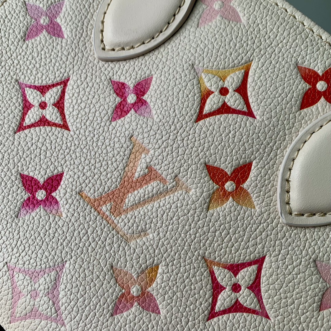 l0*is V*t0n onthego bb handbag-18*15*8.5cm