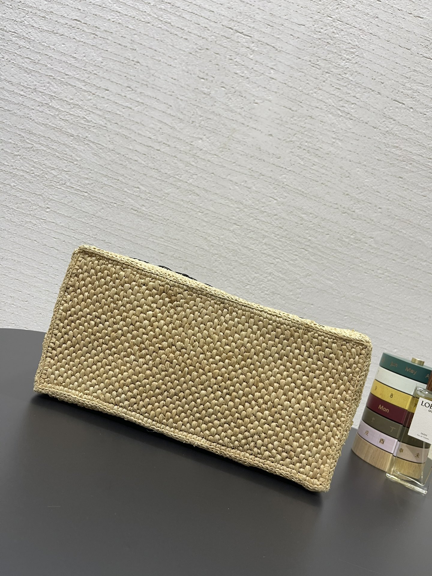 L0ew* raffia font tote bag-30✕15✕25.5cm